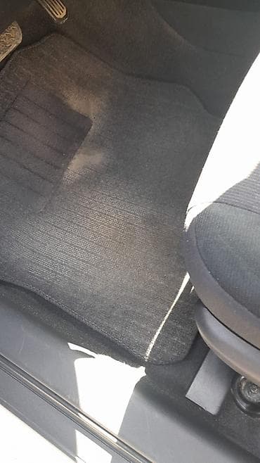 Водный транспорт: Toyota Corolla Fielder Hybrid, ağ rəng, universał kuzov. Texniki — 8