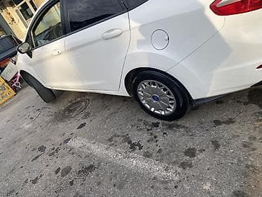Ford üçün 14 düym təkər qalpakları (disk qapaqları) Satılır kirdit