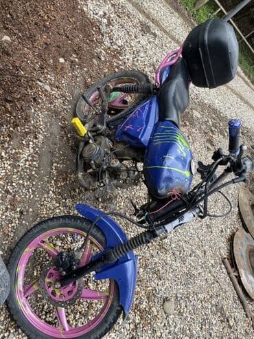 купить мопед бу: M80 satılır Azca yağ yəyir 550 azn qalan her şey yaxşıdır — 3