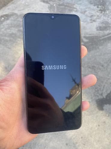 nokia asha 501: Samsung Galaxy A10 — 1