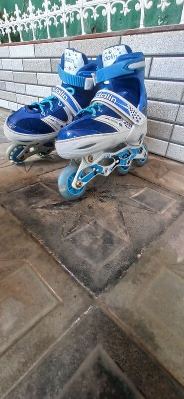 Велосипеды: Rolik satılır ölçüsü 36-41 uşağ böyüyüb diye satılır unuvan hovsan — 1