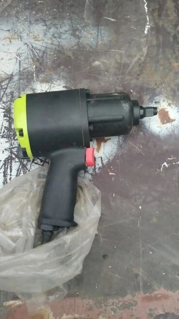 et ucun vitrin soyuducular: Avtoservis üçün avadanlıq dəsti Tərkib: - 2 postlu avtomobil — 4