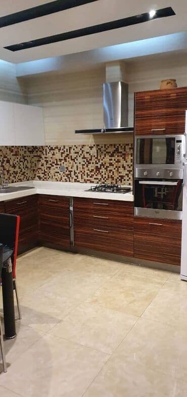 8 mikrorayon: Nərimanov metrosunun yaxınlığında şuşa icra hakimiyyətinə yaxin — 5