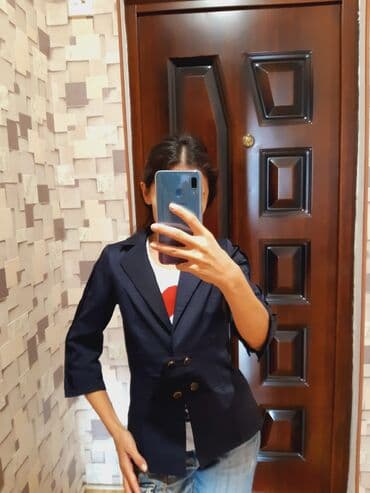 pencək türk dilində: Pencek az geyinilib,Turkiye istehsali,55 azn alinib,satilir 12 azn. 36 — 5