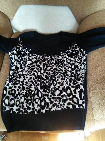 yun koftalar: Kofta yaxshi veziyyetdedi Uzun qoldu qiymeti 7 azn kofta yeni kimidi — 1