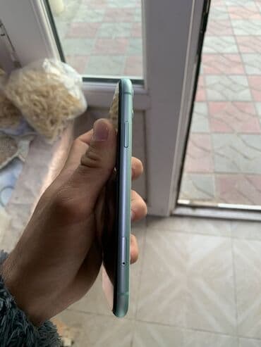 appl: IPhone Xr, 64 GB, Sarı, Face ID — 7