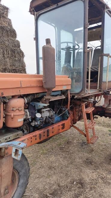 89 traktor: Kənd təsərrüfatı üçün tırtıllı olmayan, dar izli çərçivəyə malik 4 — 7