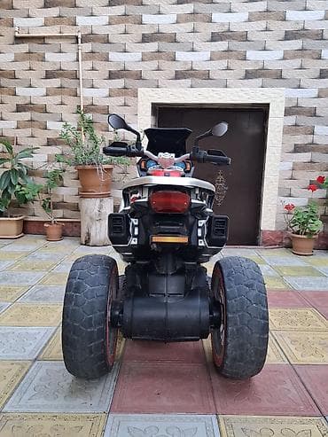 usaq geyim: Uşaq üçün elektrikli üçtəkərli motosiklet (adventure tərzi) - Korpus — 8