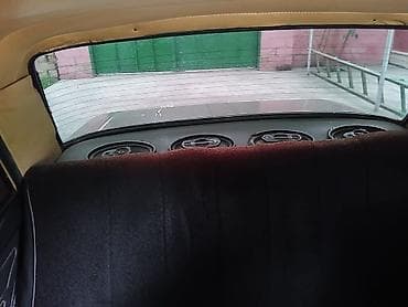 man sat: Zavod kantsız gelib. Motor 03. Karobka 5. Tecili satılır — 6