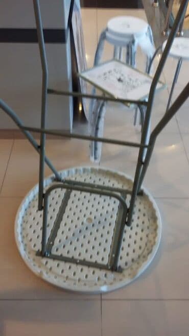 işlenmiş masa: Диаметр-80 см — 2