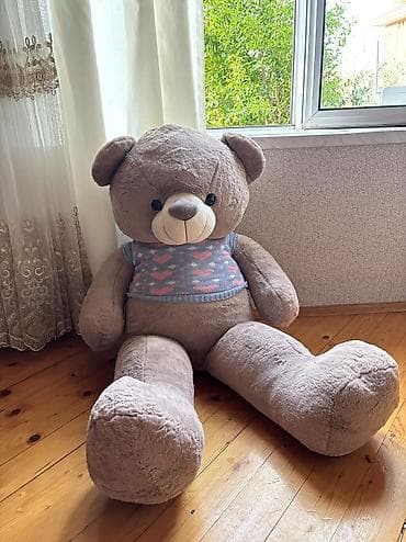 tufli mufli: Geyimli böyük plyuş ayıcıq 1.20 boylarındadır, heç bir diffekti — 1