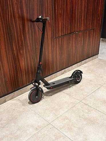 electro moto: Salam sccoter ideal vezyetdedi problemi yoxdu 400 w mator gucu — 3