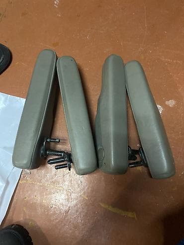 azsamand kredit: Məhsul: Avtomobil üçün qapı qol dayaqları (4 ədəd) Təsvir: - Rəng — 2