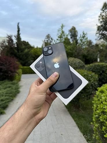 gogle pixel 9: IPhone 13, Qara, Face ID — 2