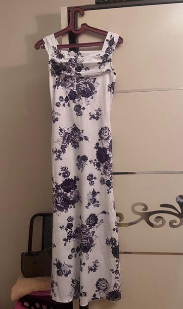 qadın geyimləri və qiymətləri: Don təzədir, geyinilmiyib. Ölçüsü S və ya M. Qiyməti 20 azn-dir — 2