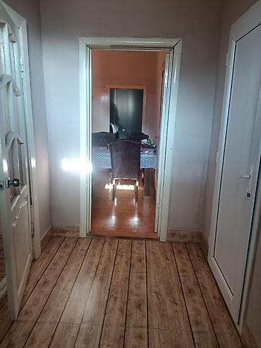 Həyət evləri və villaların satışı: Ramana qəs. 3 otaqlı, 2 kv. m, Kredit yoxdur, Orta təmir — 6