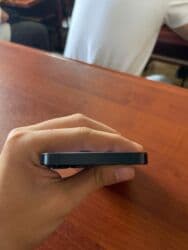 iphone 13 2 ci el: IPhone 13, 128 GB, Midnight, Zəmanət, Simsiz şarj, Face ID — 7