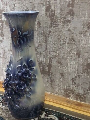 İşıqlandırma: Bir vaza, Keramika — 1