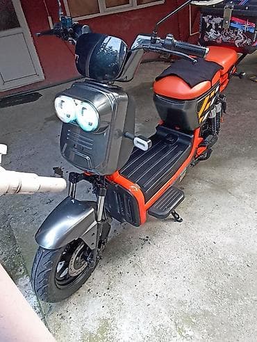 turbo az mikroavtobus: Elektrikli moped satılır. Şəkillərdə görünən model parlaq — 3
