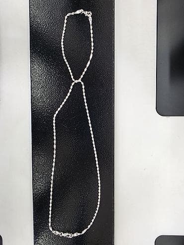 Şəkildə göstərilən boyunbağı və bilerzikdi; ölçü uzunluğu standart