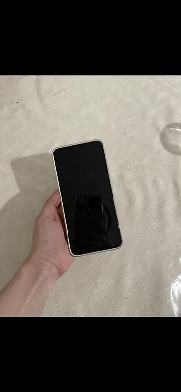 Samsung A56. 8 ram 256gb. 6 aydır alınıb, 750 aznə satıram. Hazırda — 2