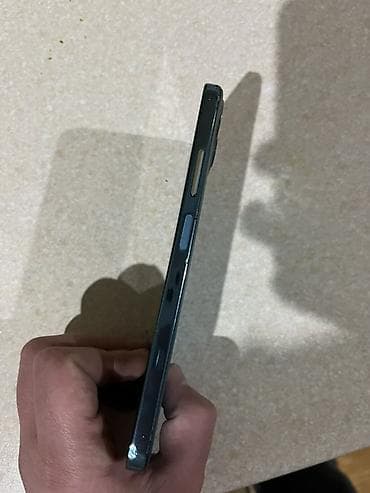 Asia: Məhsul: Android smartfon - Ekran: Tam ekranlı, damla çentikli — 3