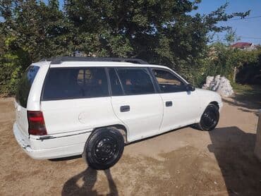 minik maşın: Opel Astra: 1.7 l | 1997 il 68000 km Universal — 4