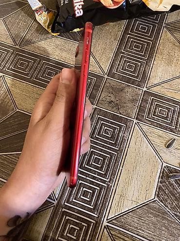 balaca dondurucu: IPhone 7 Plus, 128 GB, Qırmızı, Barmaq izi — 5