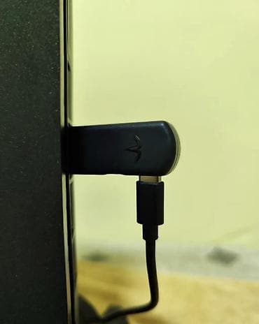 sony magintafon: PlayStation 4 Slim oyun konsolu – 5 TB yaddaş paketi Xüsusiyyətlər: - — 8