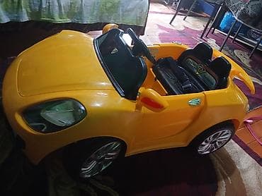 9 yasli usaqlar ucun donlar: Uşaq üçün elektrikli maşın – sarı rəngli sport kabriolet - İki — 3