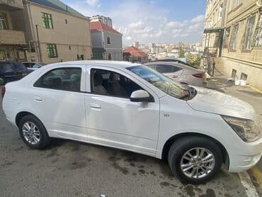опель зафира а: Chevrolet Cobalt sedan – ağ rəng. Əsas xüsusiyyətlər: - Kuzov: 4 — 7