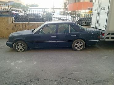 Mercedes-Benz 200: 2 l | 1990 il Sedan lalafo.az -da Mercedes-Benz 200: 2 l | 1990 il Sedan
