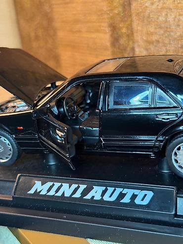 bmw 318i: Mercedes-Benz S-W140 Yenidir işlənməyib. Hədiyyə üçün əlverişli — 2