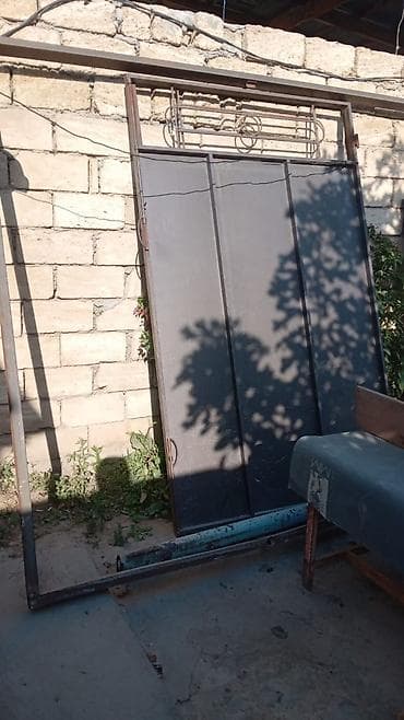 darvaza motoru: İşlənmiş Dəmir Həyət darvazası, Yana açılan, Mexaniki, Şəbəkə ilə, rəng - Boz, Kredit yoxdur, Ödənişli quraşdırma, Ünvandan götürmə — 1