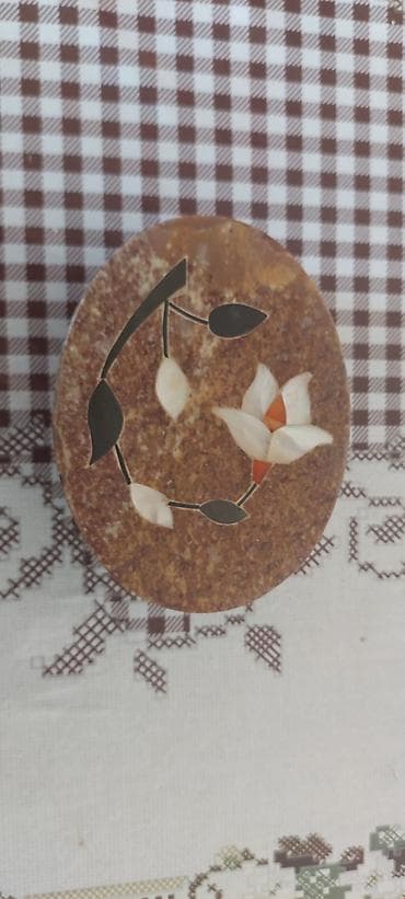 ucuz yolkalar: Mücrü, hindistandan alınıb, mərmərdir, üstündəki naxışlar sədəfdir, əl — 2