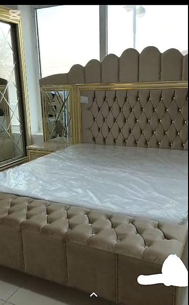 yun doşək satışı: Şəkildə necədir elədir heç bir problem yoxdur qızılı rəngdir güzgülər — 1