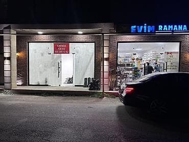 Ramana qəsəbəsi Sosial binaların düz yanında yol kənarı 130kv-lıq