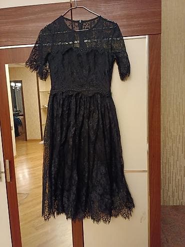 Qara krujeva paltar - Rəng: qara - Material: tam krujeva (üst qat)