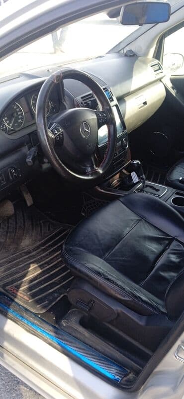qubada ucuz avtomabiller: Mercedes-Benz A 200: 2 l | 2005 il Hetçbek — 7
