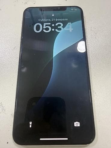 qaz paneli: IPhone X, Gümüşü, Face ID — 1