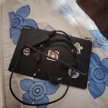 internet paylayıcı: Ipad ile barter ucun oyqundur - Brend/model: Acer (15.6” ekran – — 4