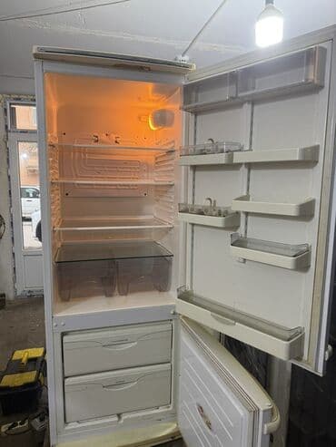 xaladeni: İki qapılı soyuducu - Üstdə soyuducu bölmə, altda dondurucu - Geniş — 2