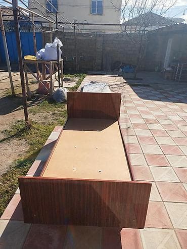 Təknəfərlik çarpayı, Bazasız, Matras ilə, Siyirməsiz