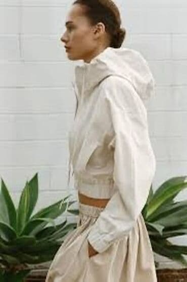 мужские кроссовки в баку: Zara qadın kapişonlu kurtka bir neçe defe geyilib teze kimidir — 2