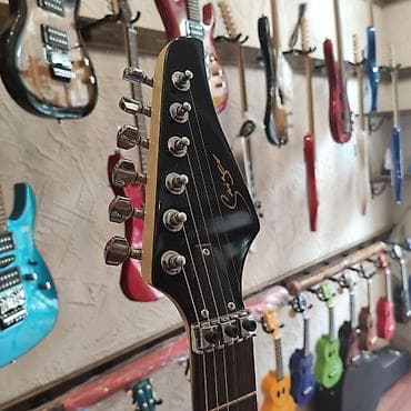 gitara tuner: Elektro-gitara Smiger S-G5 BL Simlərin sayı: 6 Üst: Cökə ağacı Qol — 3