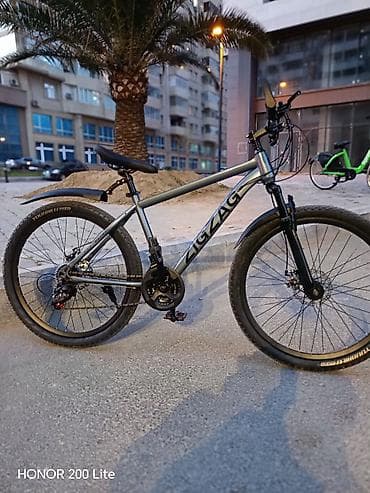 velasebet: Əvəlcə salam boş bekar adamlar narahat etmesim çünki menim bos bos — 1