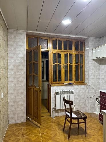 Дверные рамы: Taxta qapı pəncərələr Tək pəncərə 60 azn(2 ededdir) Tək qapı 40azn (4 — 2