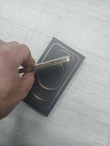 ıphone 12 pro: IPhone 12 Pro — 8