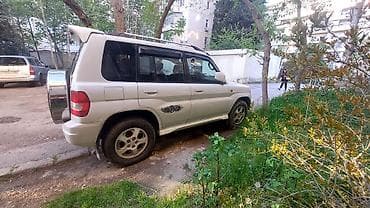 Mitsubishi: Mitsubishi Pajero: 1.8 л | 2000 г. 164000 км Внедорожник — 5