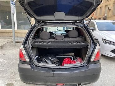 priora guzgu: Kia Rio hatchback – CRDI dizel - Korpus: 5 qapılı hatchback, qara — 9